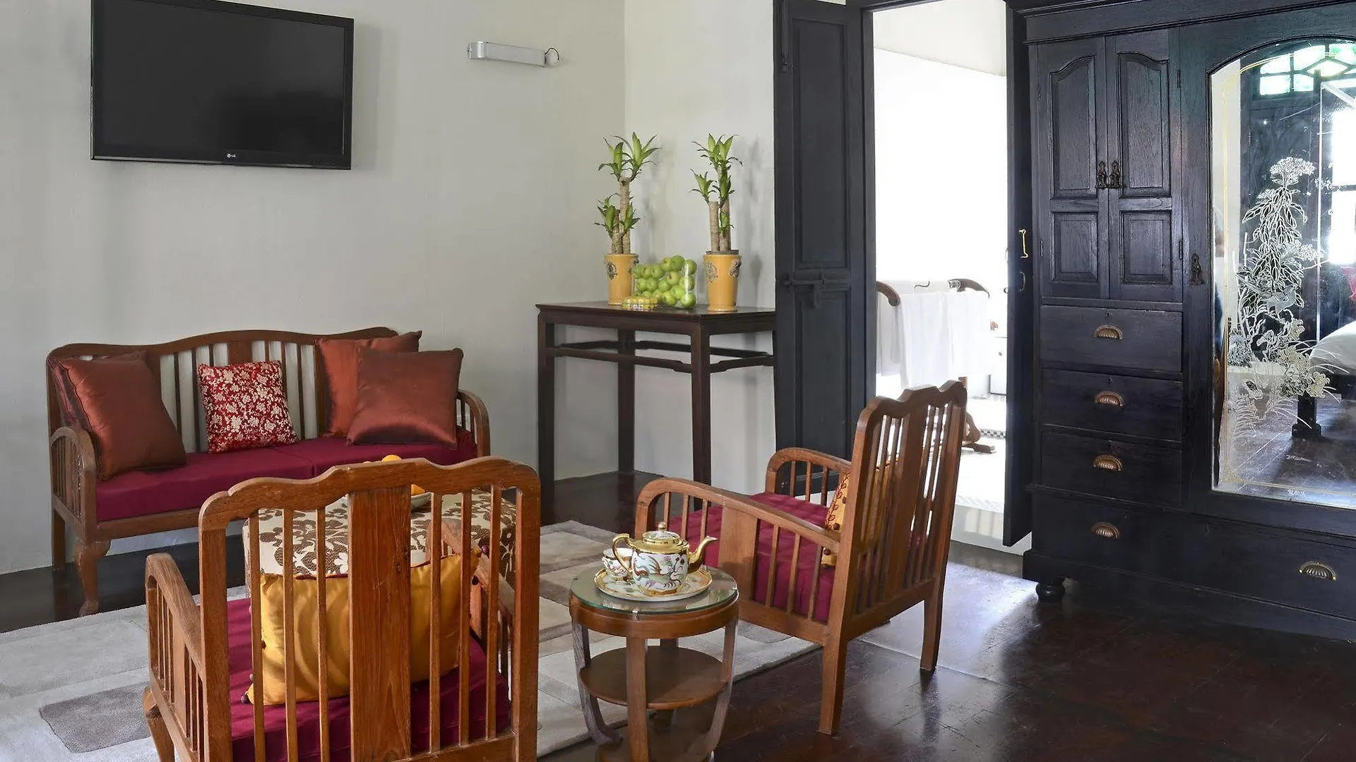 Noordin Mews Hotel George Town